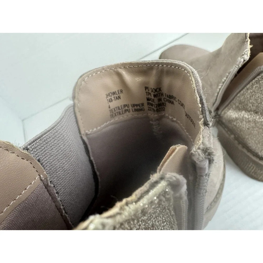 YOUTH GIRL'S STEVE MADDEN *JHOWL* BOOT COLOR~TAUPE SIZE‎ KIDS 4